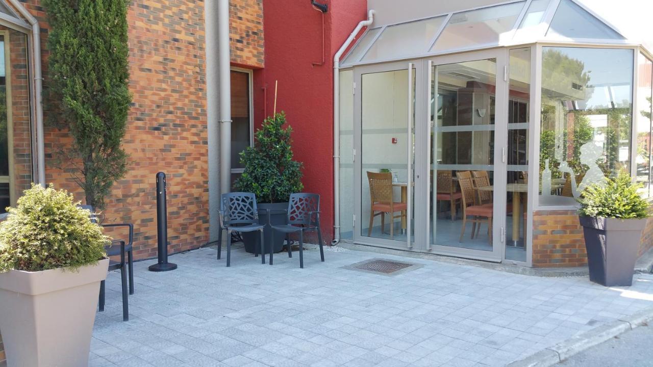The Originals City Hôtel Marseille Aéroport Vitrolles  Exterior foto